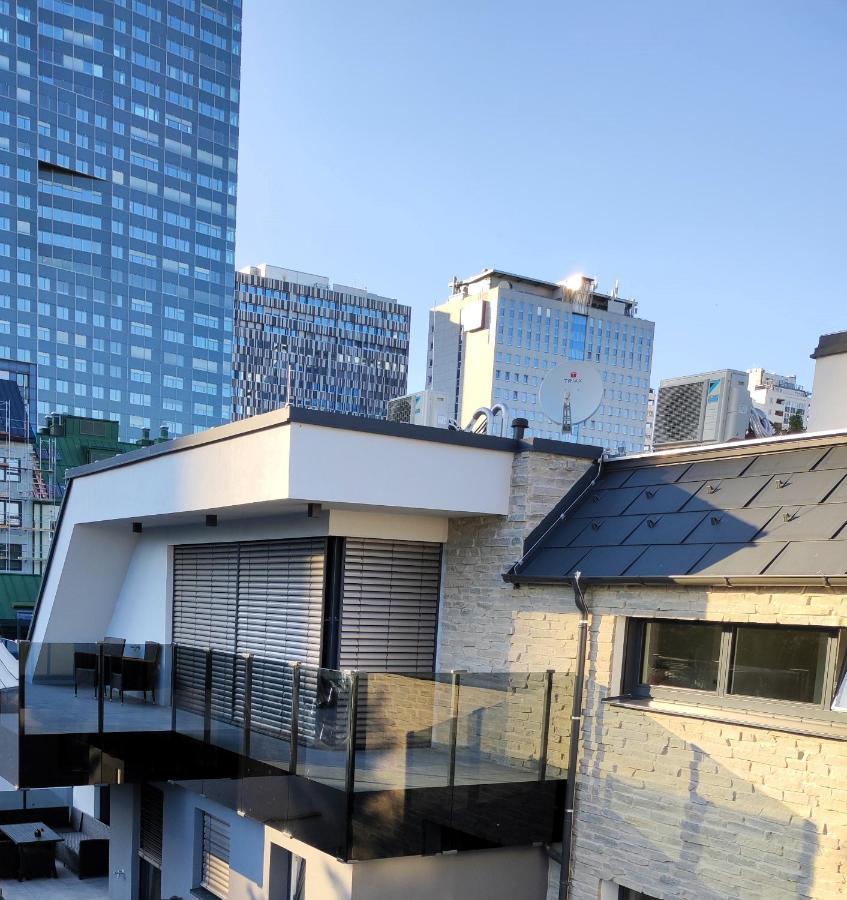Luxurioeses Penthouse Mit Blick Auf Die Uno-City Und Dem Kaiserwasser. 3Schlafzimmer, 2 Baeder, Privat Lift Ins Apartment Wina Bagian luar foto